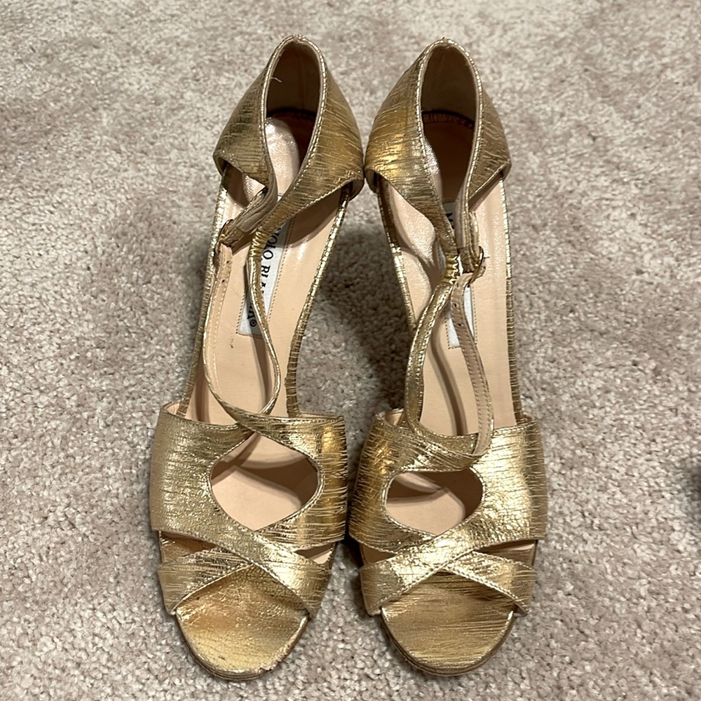 Manolo Blahnik Gold evening shoes 37 1/2